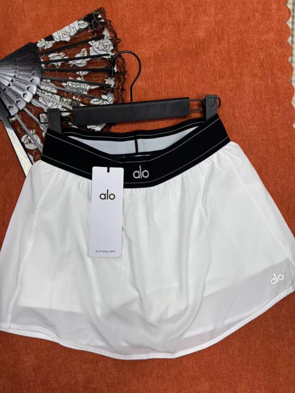 🖤ALO Yoga Match Point Tennis Skirt White Mini Skirt Sporty Style - Picture 7 of 8